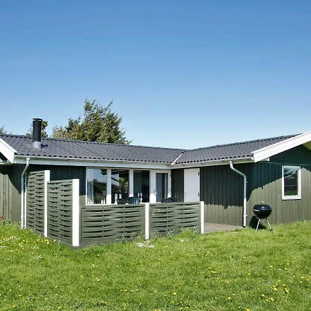 Four-bedroom Holiday In Hjorring 5 *